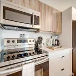 New Luxurious Brand New Modern Condo Parking Coffee Location!