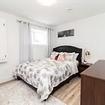 Glamorous New Townhouse - Business And Vacation Travel