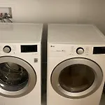 The Tilbury - Bright New 3B/R Townhouse In Bedford