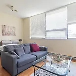 215 Bright & Charming Loft