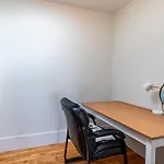 101 Beautiful & Spacious Apt