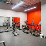 New Luxury 2Br Penthouse Apt In Central Halifax