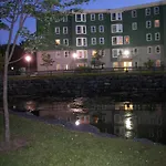 Mount Saint Vincent University