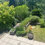 Garden City-Private 1Br Full Apt