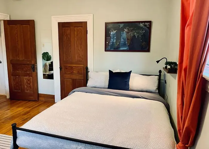 246 Lovely Work From Home Ready Apt In Halifax