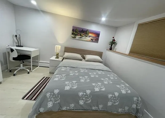 Garden City-Private 1Br Full Apt