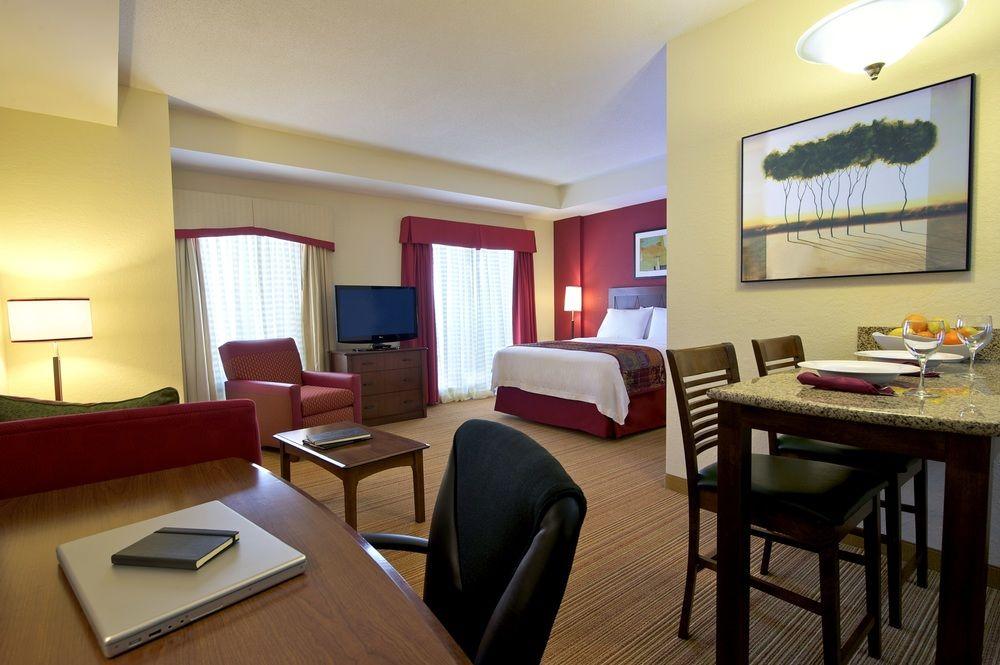By Marriott Downtown Hotel 4*