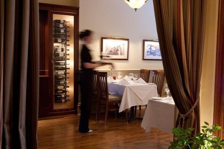 The Halliburton Inn