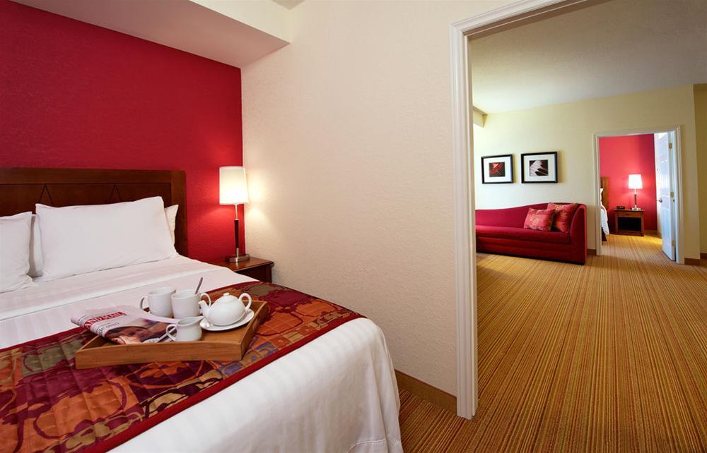 Hotel By Marriott Downtown Halifax