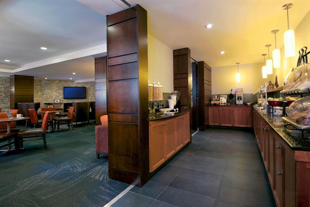 By Marriott Downtown Hotel Halifax