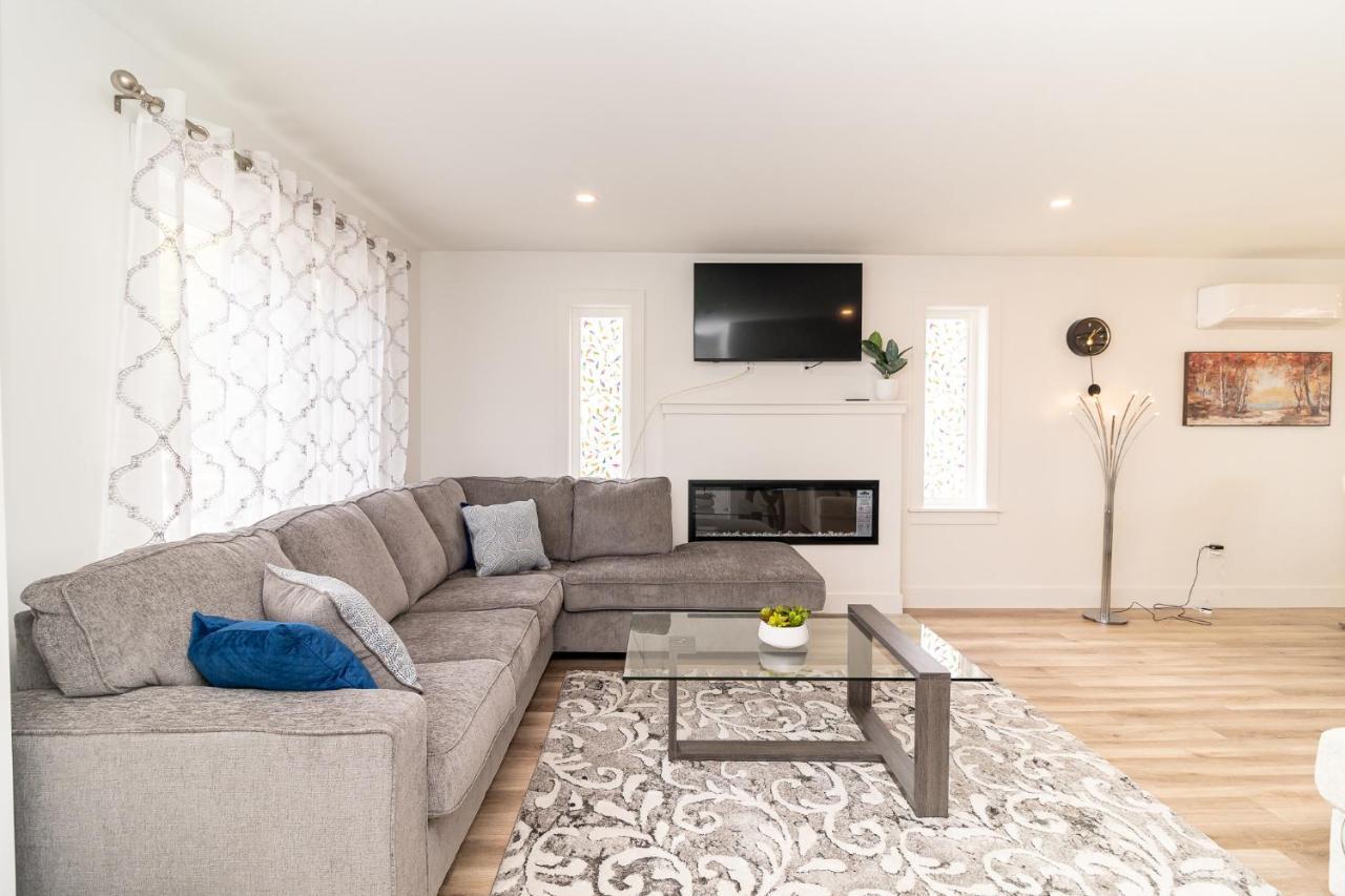 Bed & Breakfast Glamorous New Townhouse - Business And Vacation Travel Halifax