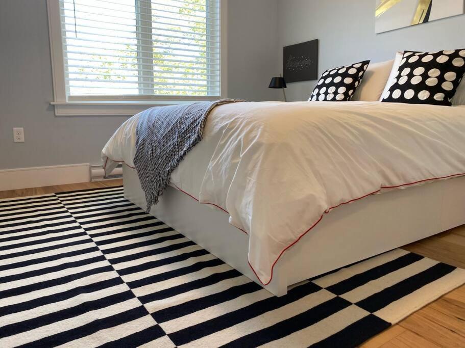 Holiday home The Tilbury - Bright New 3b/r Townhouse In Bedford Halifax