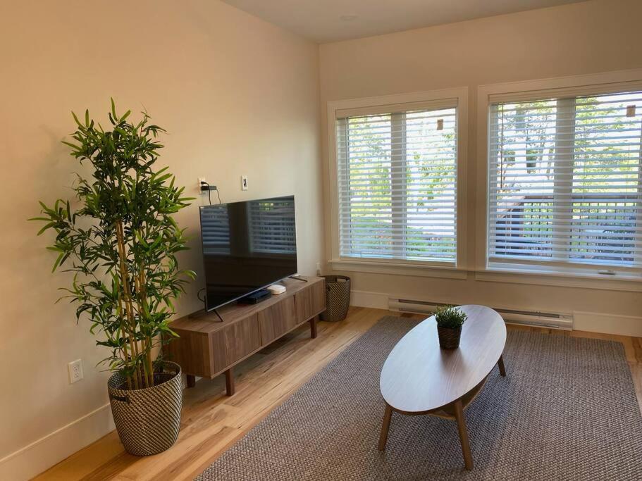 Holiday home The Tilbury - Bright New 3b/r Townhouse In Bedford Halifax
