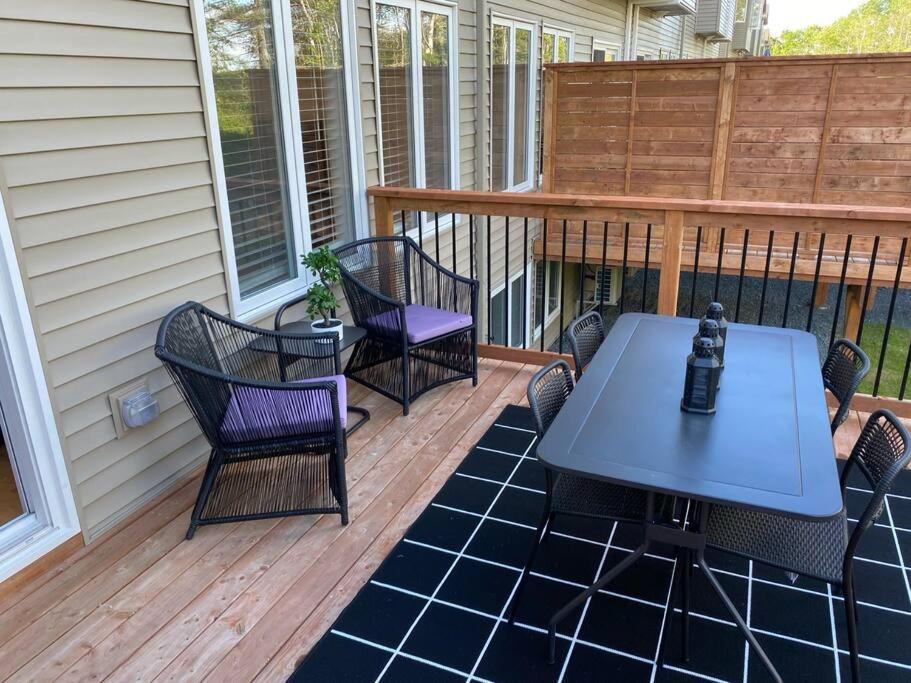 The Tilbury - Bright New 3b/r Townhouse In Bedford Holiday home