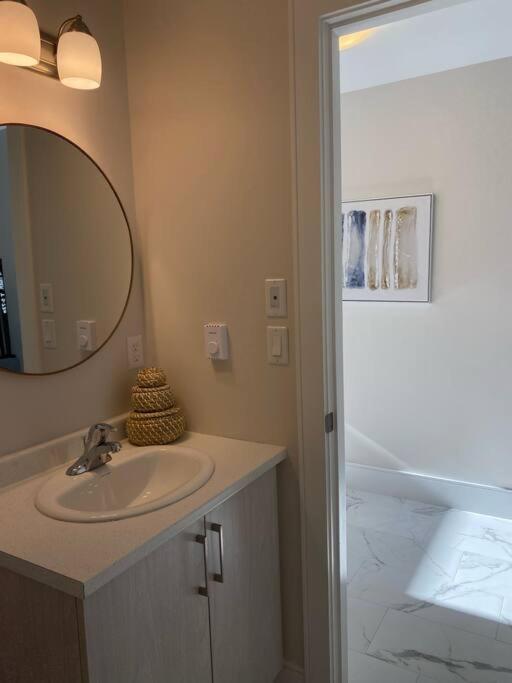 The Tilbury - Bright New 3b/r Townhouse In Bedford Holiday home *