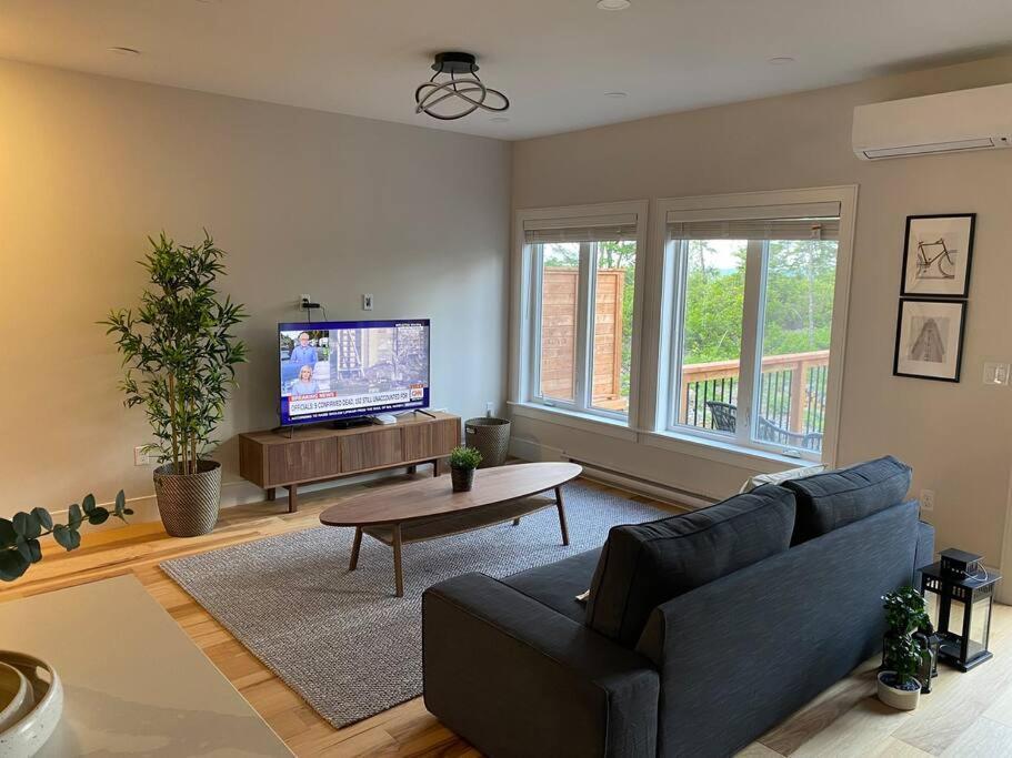 The Tilbury - Bright New 3b/r Townhouse In Bedford * Halifax