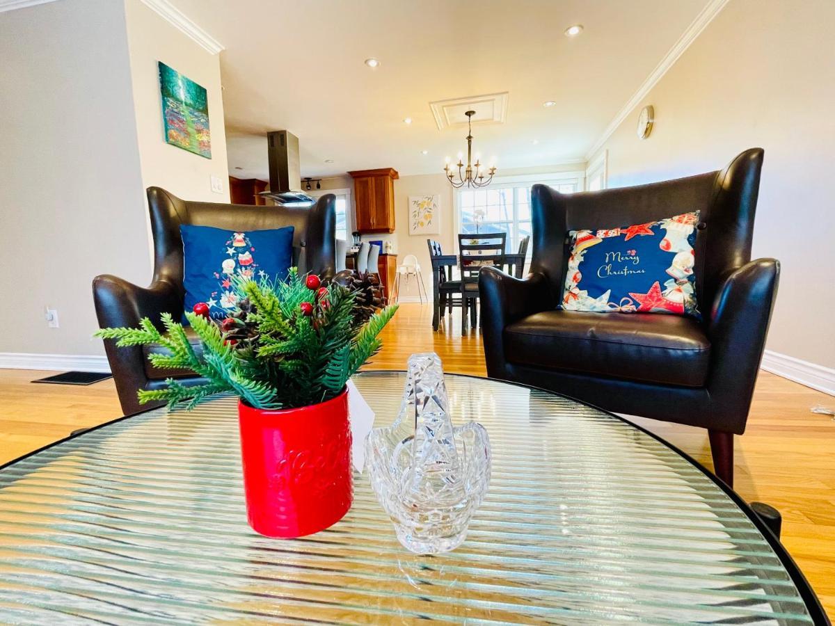 Spacious 3 Bedroom With Parking