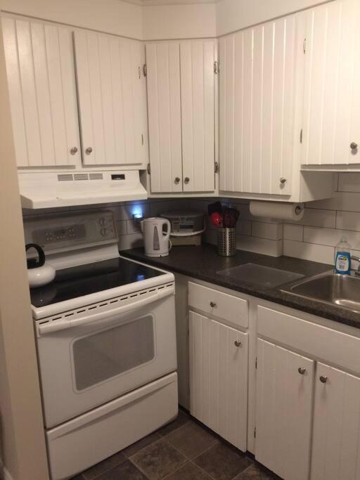 Apartment Bauer Terrace - Cozy 1 Bedroom Beside The Citadel