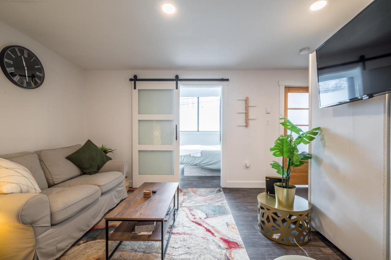 Cozy Fully-equipped 2 Bedroom Apartment Halifax