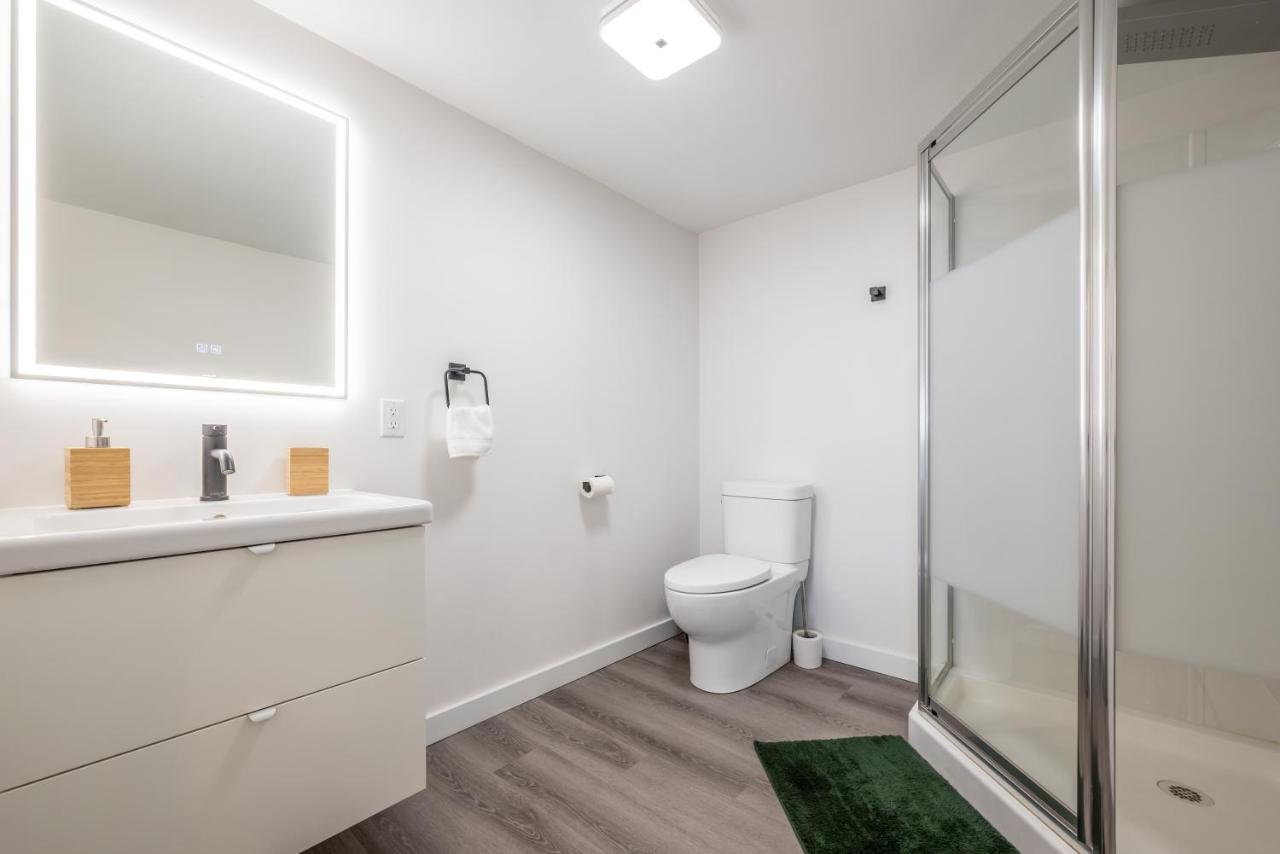Cozy Fully-equipped 2 Bedroom Apartment *