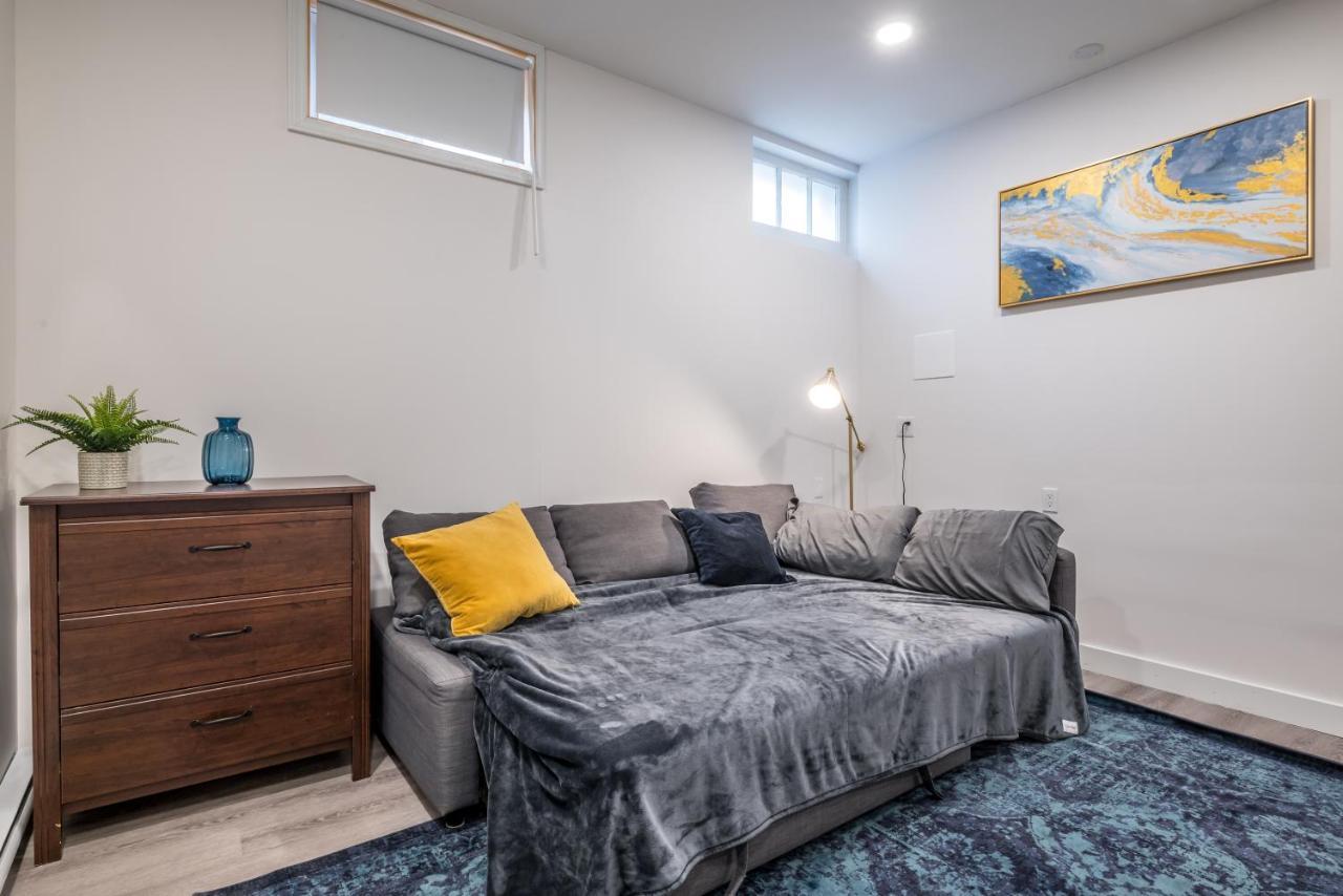 Apartment Spacious Newly Renovated 1 Bedroom
