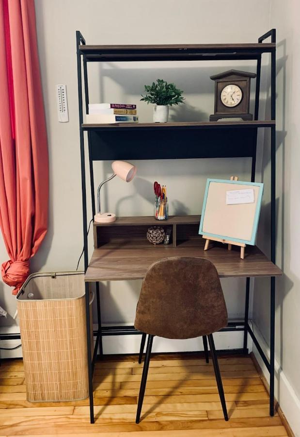 255 Comfy Studio, Location, Parking * Halifax