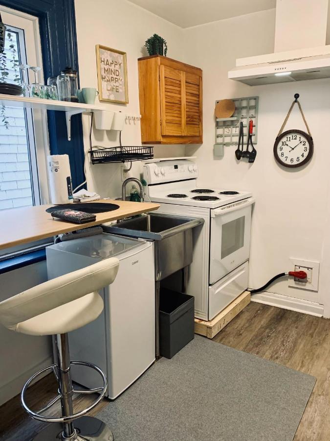 249 Cozy And Comfy Apt A2, Downtown * Halifax