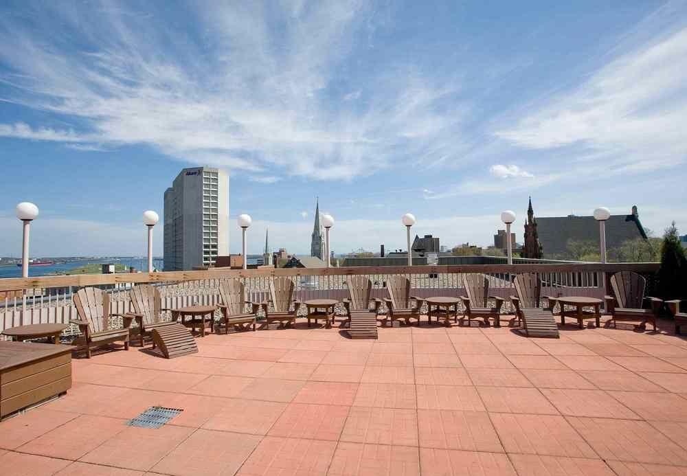 Hotel By Marriott Downtown 4*