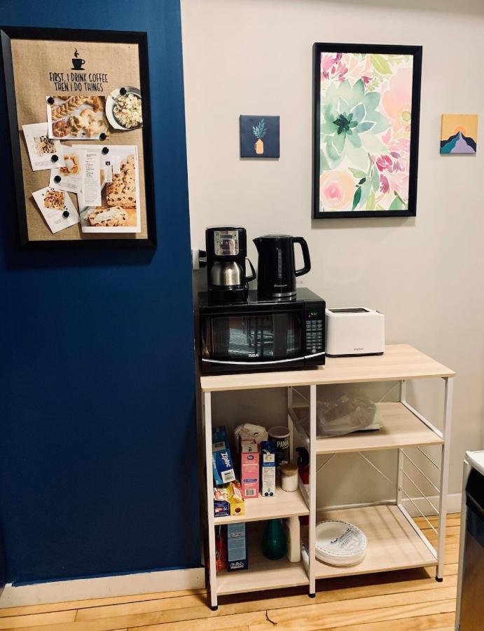 255 Comfy Studio, Location, Parking Apartment Halifax