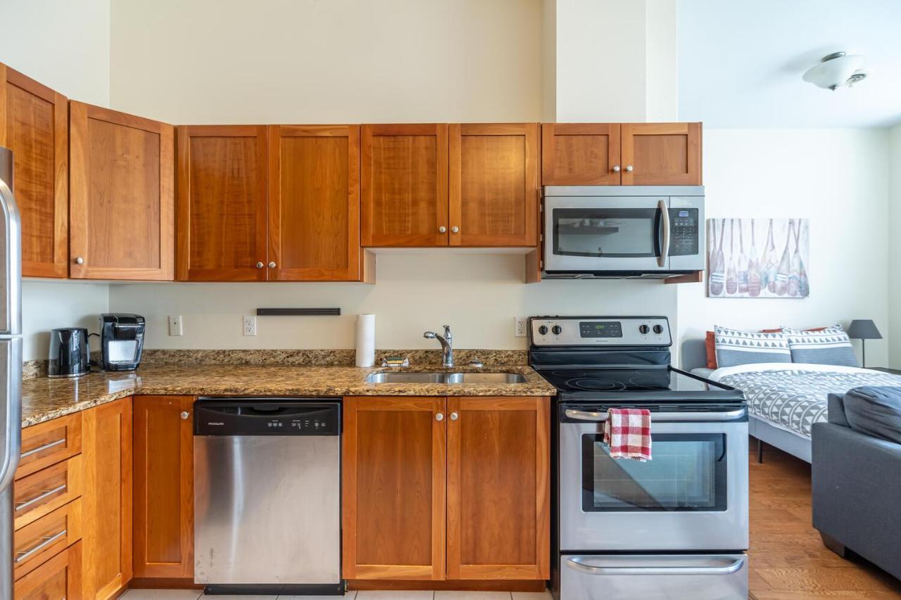 215 Bright & Charming Loft *
