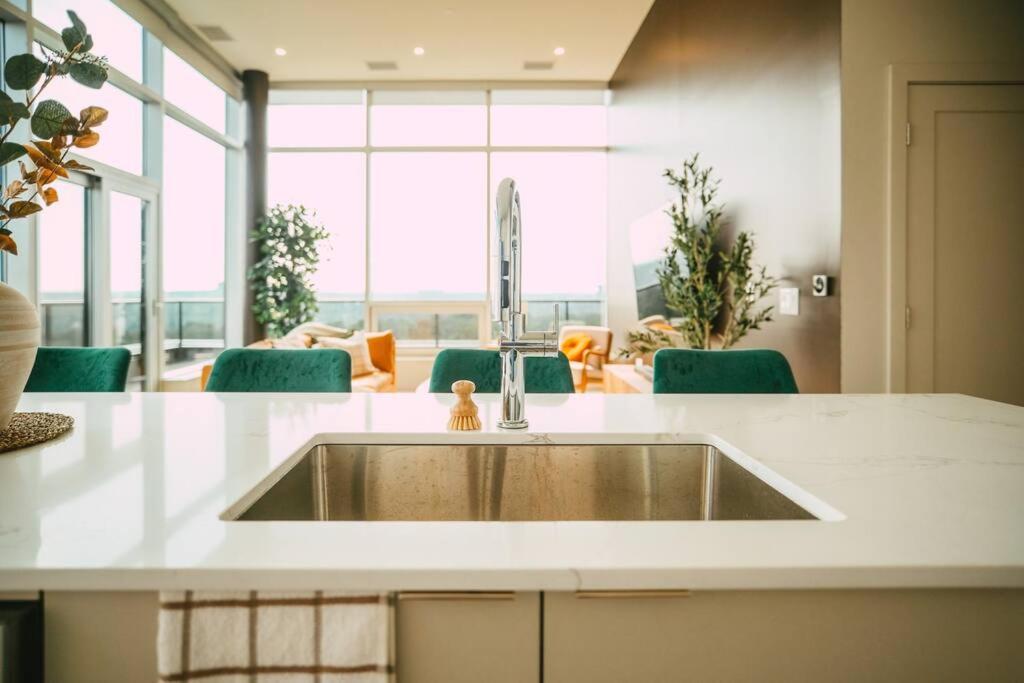 Apartment *new* Luxury 2br Penthouse Apt In Halifax! Halifax
