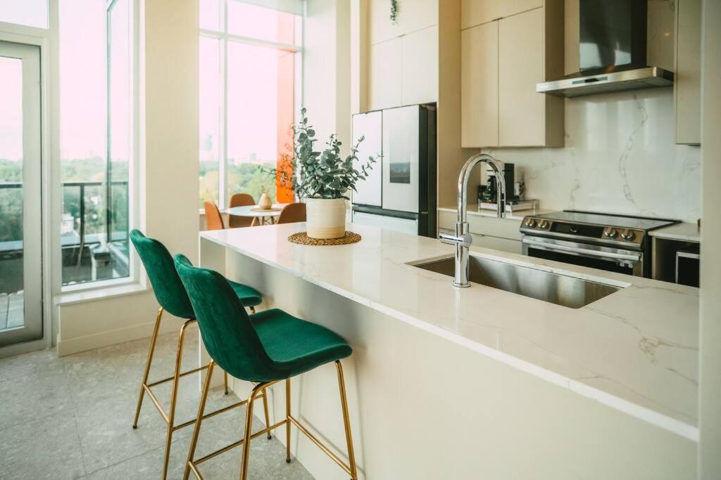Apartment New Luxury 2br Penthouse In *