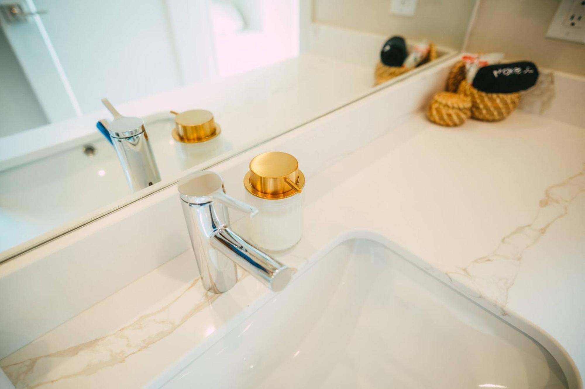 New Luxury 2br Penthouse In *