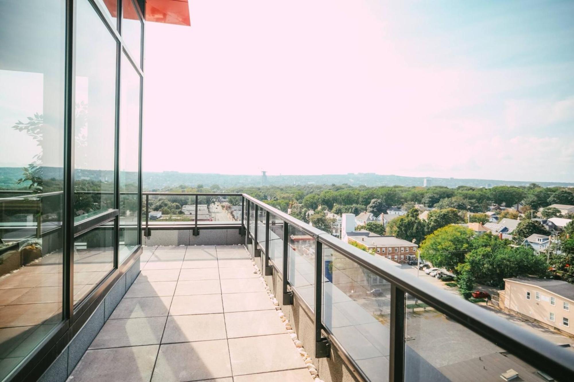 New Luxury 2br Penthouse In