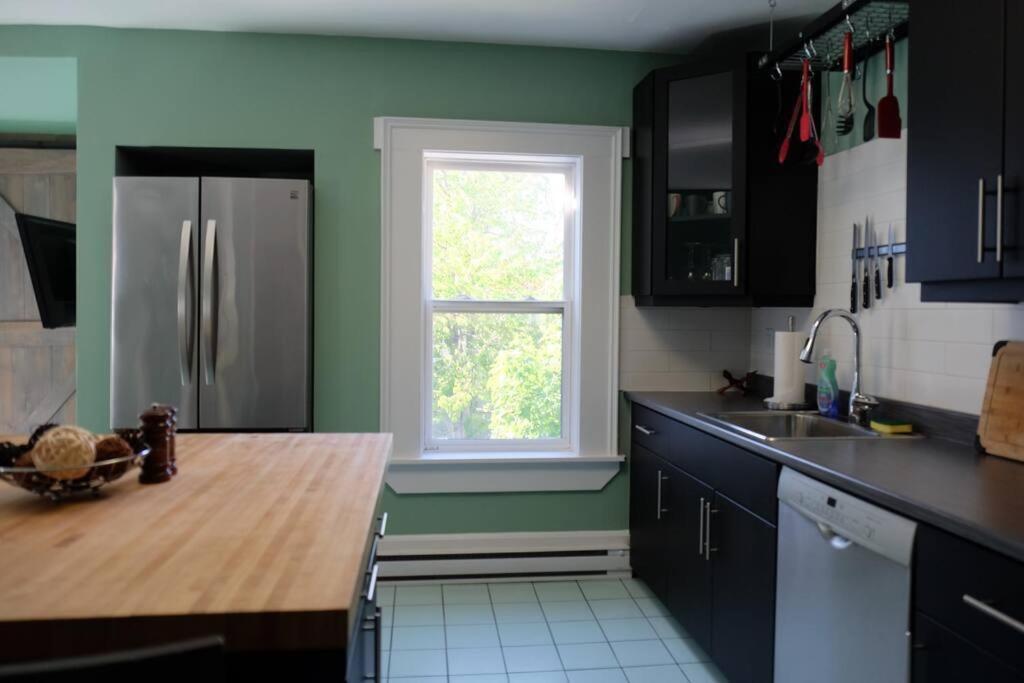 Comfy Apt, Floor, Excellent Kitchen Holiday home *