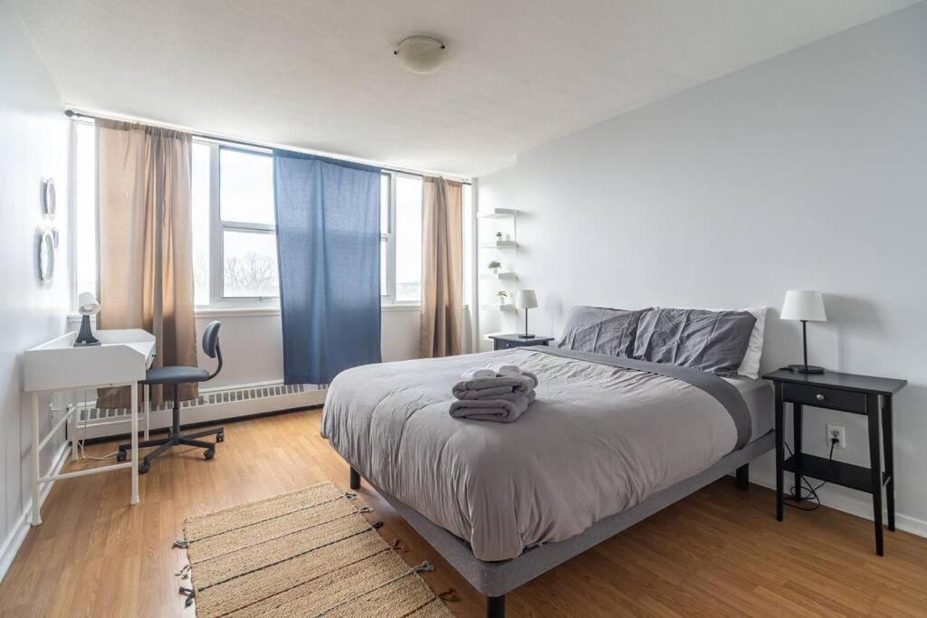 Bright & Spacious 2-bdrm #6a, Patio * Halifax