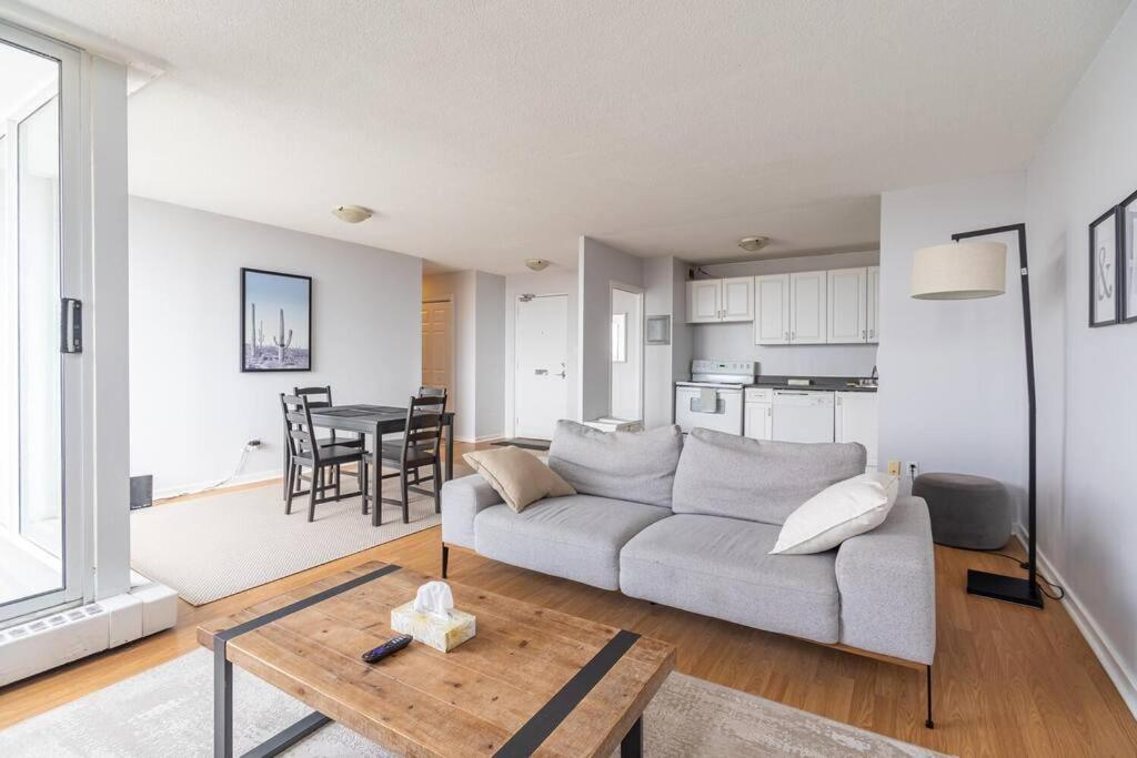 Bright & Spacious 2-bdrm #6a, Patio Halifax