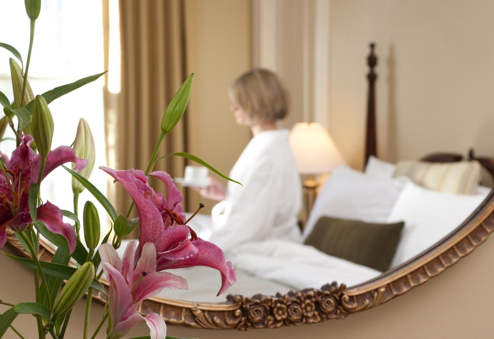 The Halliburton Inn 4*