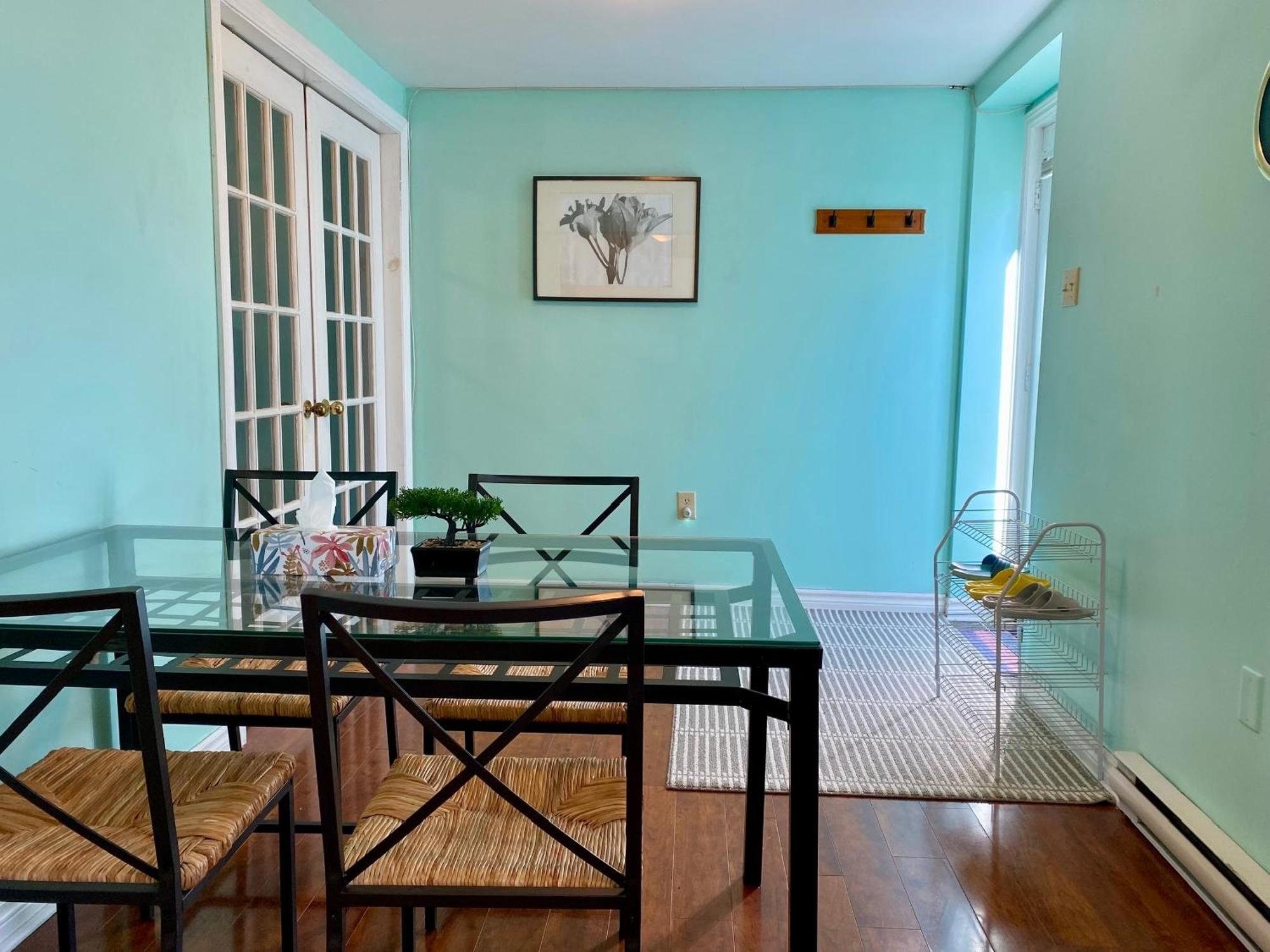 Ozone Homes-private Basement Unit