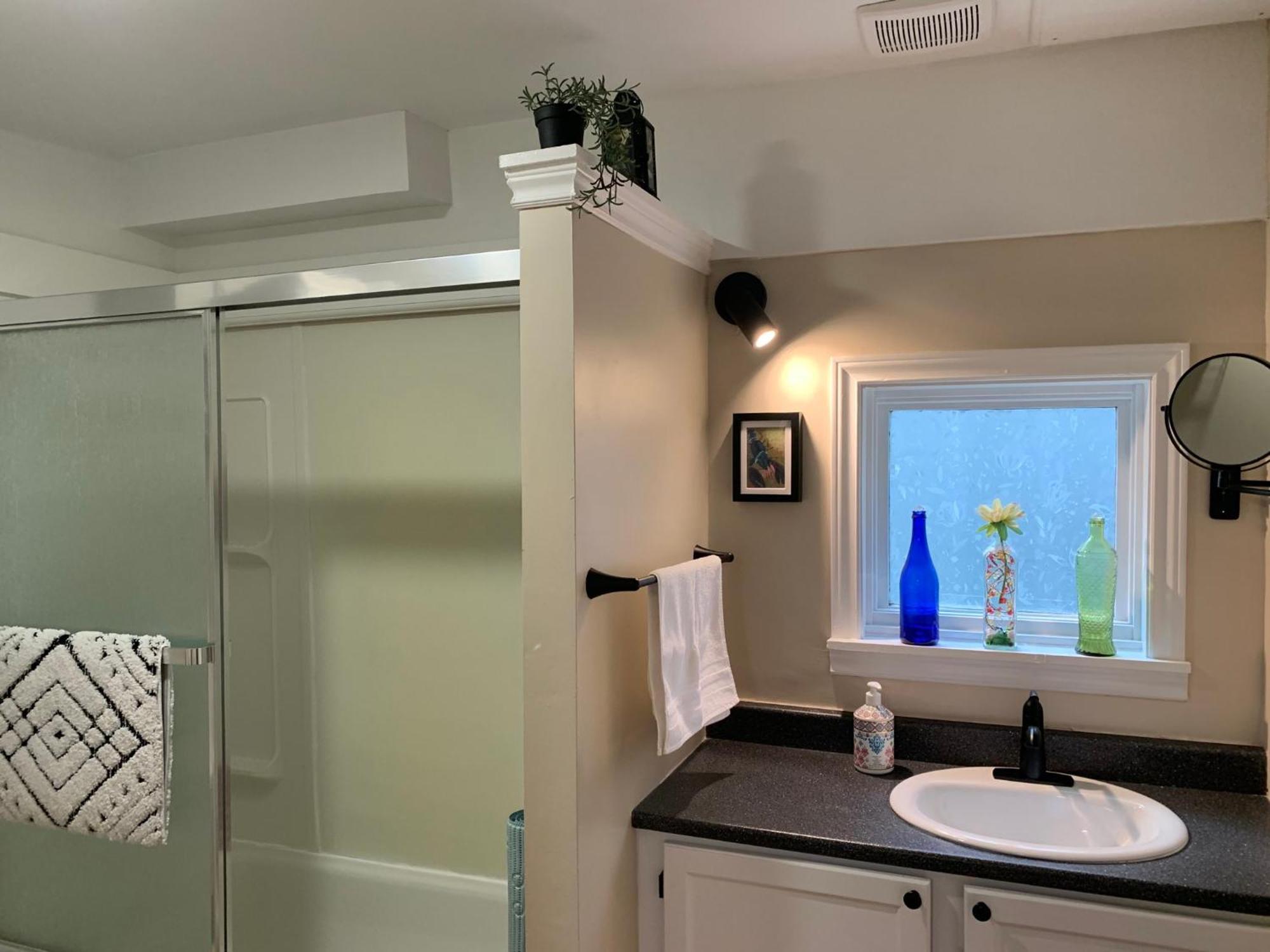 Two Bedrooms And Large Office Close To Citadel Apartment