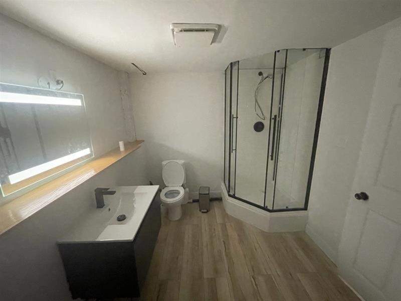 Garden City-private 1br Full * Halifax