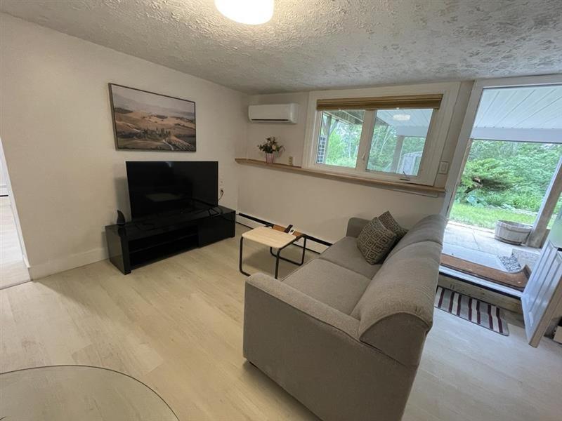 Garden City-private 1br Full Apartment *