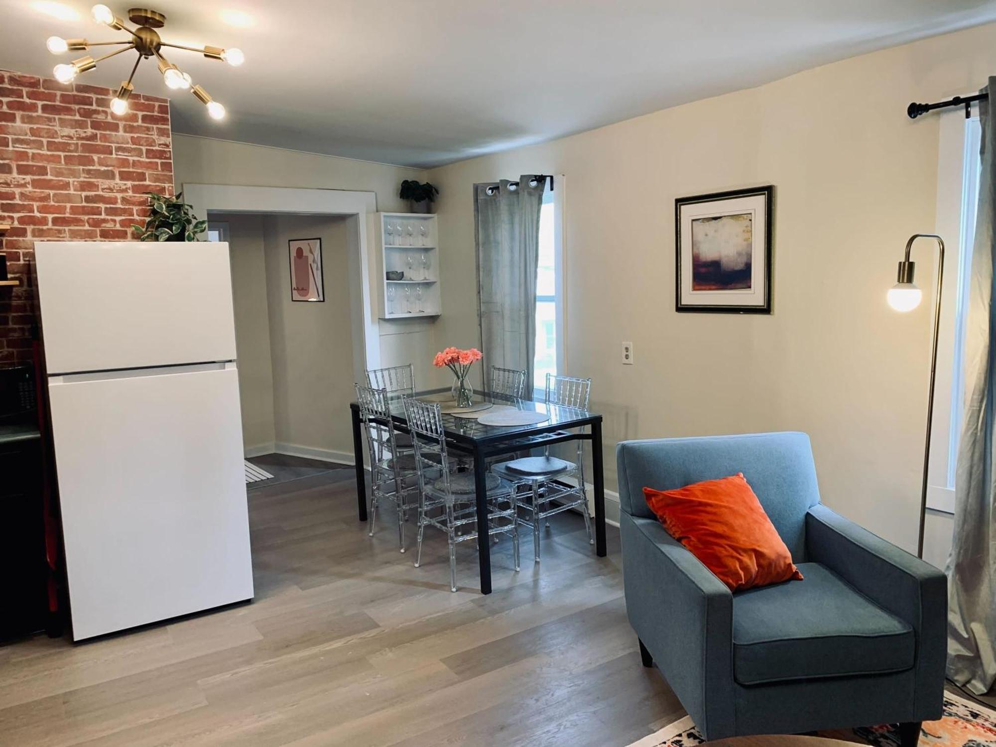 Stylish 2-bdrm Unit #3, Close To Downtown Halifax