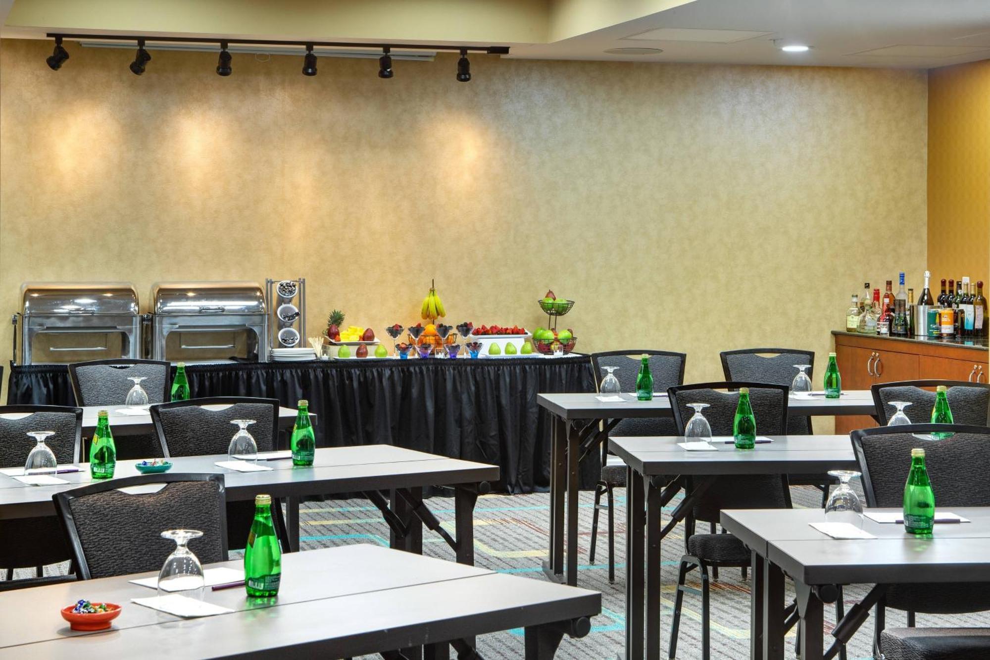 By Marriott Downtown 4* Halifax