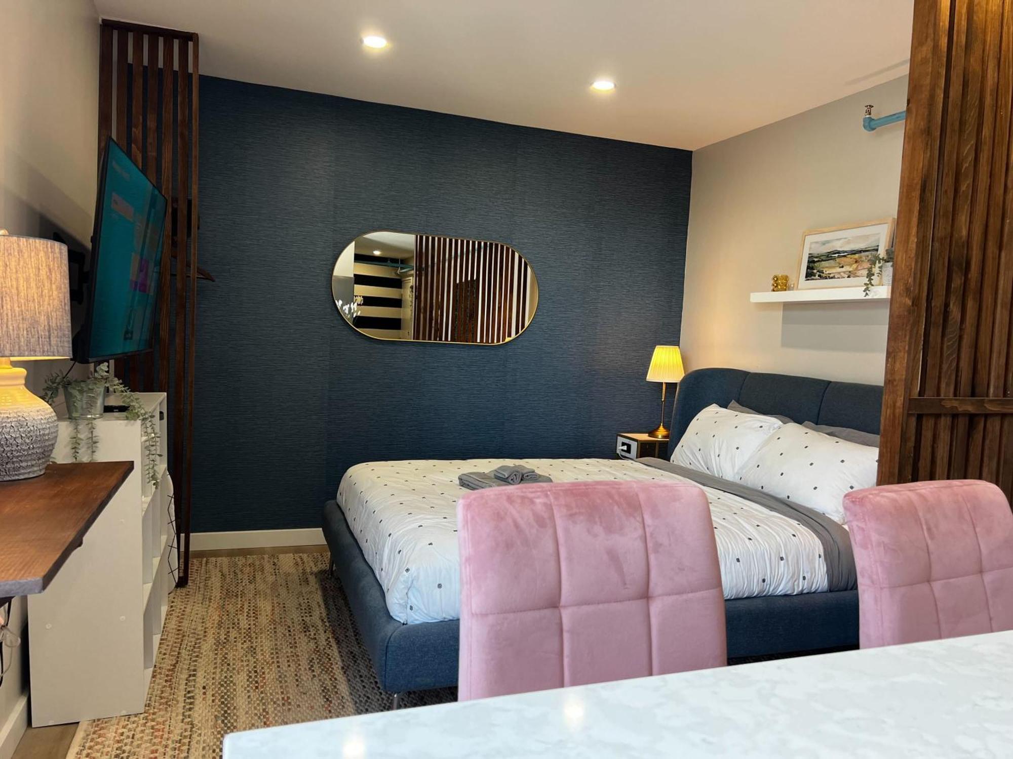 A Little Beachy Cozy Studio, Unit 9 Halifax