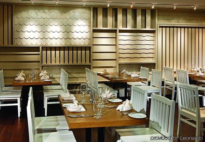 Hotel Halifax Hotel 4*