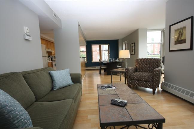 Apartment Premiere Suites - Halifax, Bishop's Landing *
