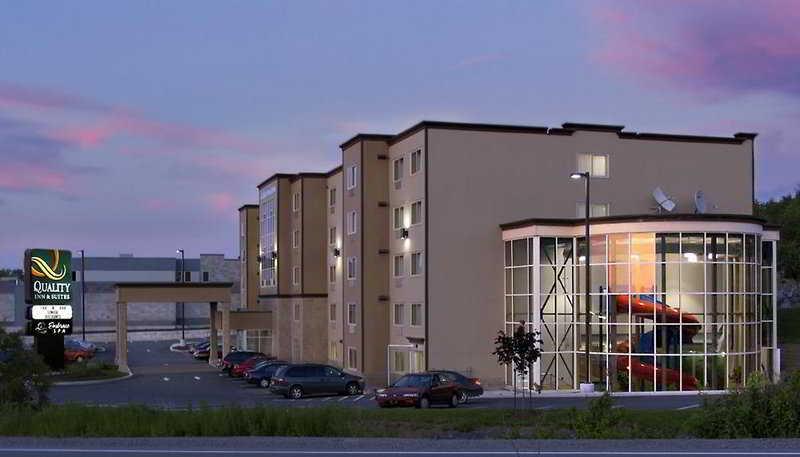 Express & - Bedford By Ihg 3* Halifax
