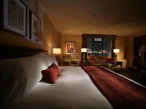 The Barrington 4*
