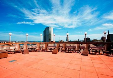 Hotel By Marriott Downtown 4*